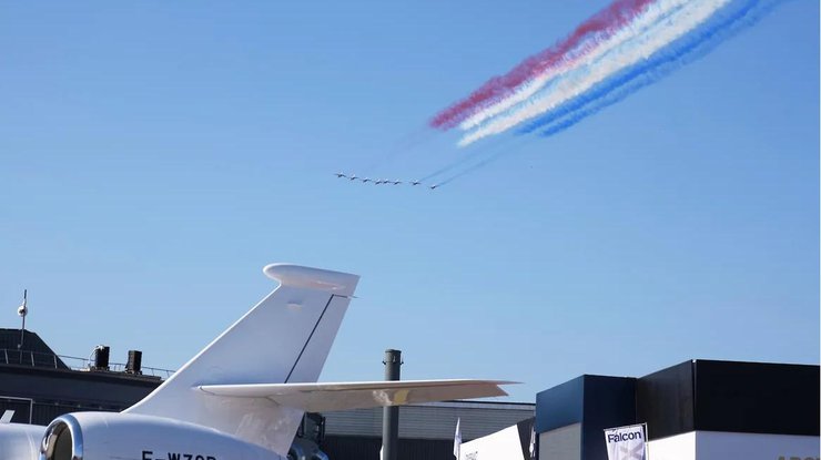Проліт пілотажної групи Patrouille de France