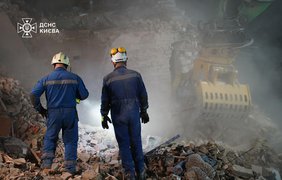 У Києві завершили пошуково-рятувальну операцію в 9-поверхівці