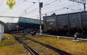 У Курганській області рф з рейок зійшло понад 10 вагонів вантажного потяга