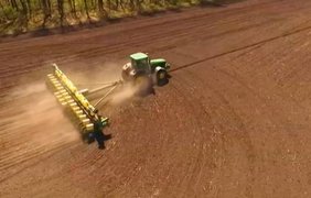Війна в полі: як аграрії виживають під обстрілами 