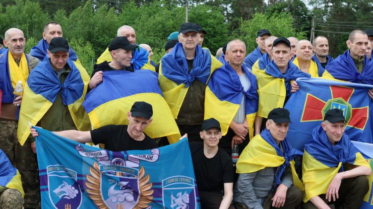 Україна повертає своїх