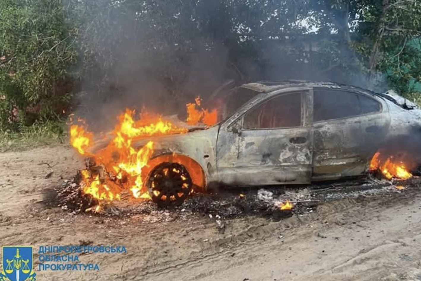 Вранці 19 червня російські війська завдали удару по Нікопольському району Дніпропетровської області. Внаслідок обстрілу загинув місцевий житель