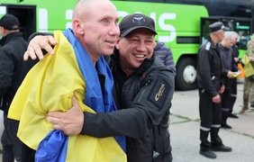 Україна повертає своїх