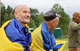Україна повертає своїх