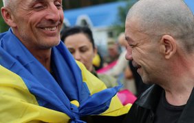 Україна повертає своїх