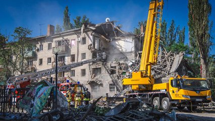 У Краматорську з-під завалів чотириповерхівки деблокували тіла чотирьох загиблих