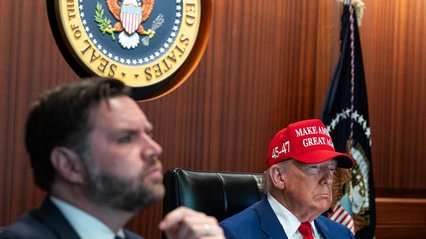 Іран погрожував Трампу активувати "сплячі осередки" терористів у разі атаки