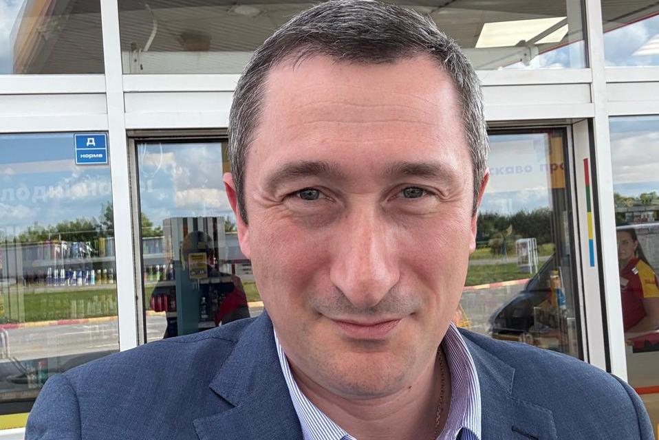 Віцепрем’єру - міністру національної єдності Олексію Чернишову повідомили про підозру у зловживанні службовим становищем та одержанні неправомірної вигоди в особливо великому розмірі для себе та третіх осіб.