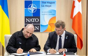 Україна і Данія підписали лист про спільне виробництво зброї