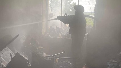 По Херсону росіяни вдарили з артилерії: 4 поранених