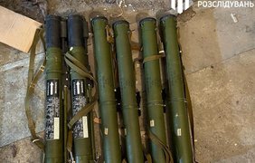 ДБР передало ЗСУ зброю, яку знайшли в одному із київських гаражів