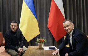 Зеленський нагородив Дуду орденом Свободи