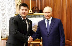 Син Кадирова Адам одружився у годиннику за $27,7 млн