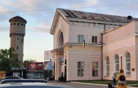 росіяни пошкодили залізничний вокзал у Полтаві