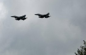 Зеленський доручив з’ясувати всі обставини загибелі пілота F-16 Устименка