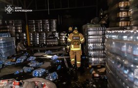 Унаслідок атаки рф по Харківщині сталися масштабні пожежі: є постраждалі
