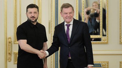 Зеленський закликав ФРН вплинути на Угорщину