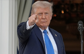 Трамп підписав указ про заборону в'їзду громадян з 12 країн