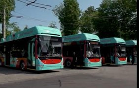 З Wi-Fi та пандусами: Хмельницький отримав п'ять нових тролейбусів