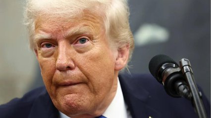 Трамп порівняв Зеленського та путіна з маленькими дітьми, які б'ються у парку
