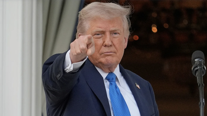 Трамп підписав указ про заборону в'їзду громадян з 12 країн