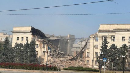 "Абсолютно хворі істоти": Зеленський про удар росіян по будівлі Херсонської ОДА