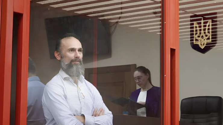 Артур Ємельянов