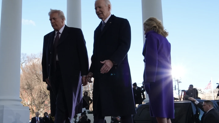 Джо Байден зустрічає Дональда Трампа біля Білого дому перед президентською інавгурацією