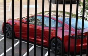Після сварки з Маском Трамп планує позбутися своєї Tesla