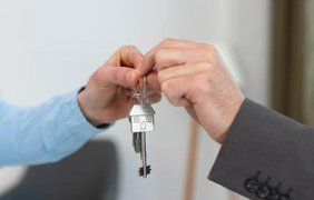 Скільки років треба працювати, щоб купити квартиру в Україні - ЗМІ