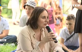 У Києві посол ЄС заклала капсулу часу з мріями українських дітей