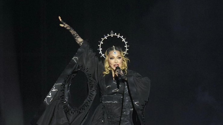Мадонна на шоу The Celebration Tour у Ріо-де-Жанейро