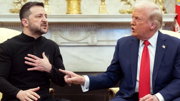 Президенти України та США Володимир Зеленський і Дональд Трамп розмовляють в Овальному кабінеті Білого дому