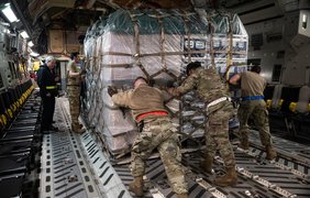 США поновили постачання частини зброї Україні