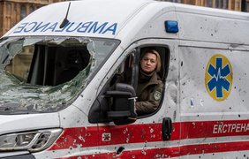 Російські дрони полюють навіть на "швидкі": як працюють медики під обстрілами на Херсонщині
