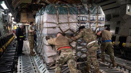 США поновили постачання частини зброї Україні
