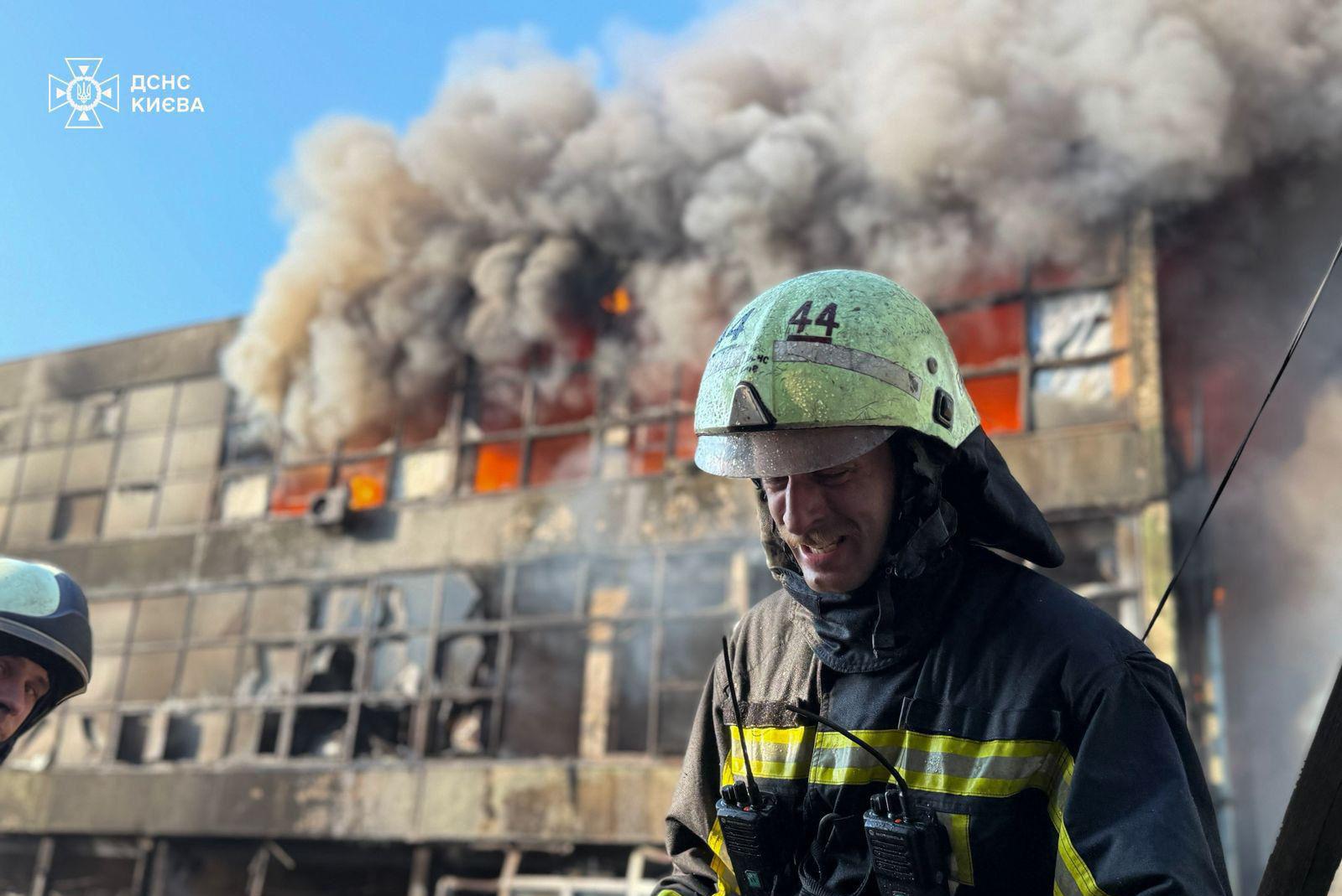 Після масованого нічного російського обстрілу в ніч на 10 липня у Києві спостерігається значне погіршення якості повітря.