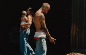 Джастін Бібер несподівано випустив альбом "Swag"