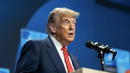 Трамп заявив, що США постачатимуть зброю Україні через НАТО