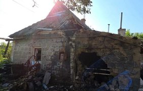 Обстріли Дніпропетровщини: удар по школі, поранені діти, загибла жінка