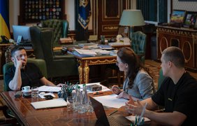 Зеленський провів нараду зі Свириденко та Федоровим щодо оновленого уряду