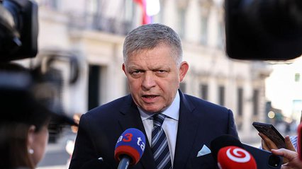 "Хочемо газ від путіна": Словаччина знову зриває санкції ЄС
