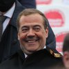 Медведєв погрожує Заходу "превентивними ударами"