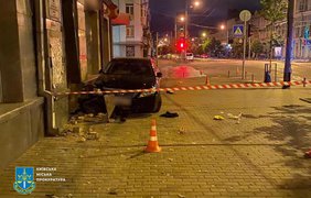 Жінка, яку син актора-зрадника Андрія Молочного збив у Києві, померла
