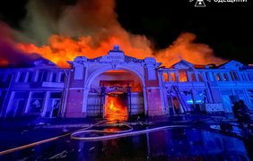 Росіяни атакували Одесу: горів "Привоз", зруйнована девʼятиповерхівка
