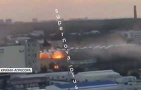 Дим над рф: Україна атакувала одразу двома типами дронів