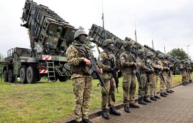 Німеччина відправила Україні три комплекси Patriot - WP