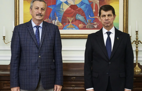Україна викликала посла Угорщини