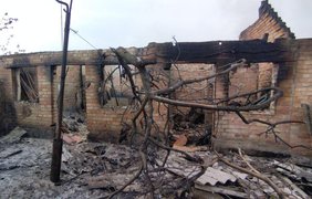 росія вдарила по Дніпропетровщині: горіла ферма, пошкождено вокзал