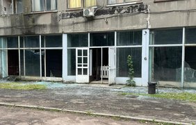 У Києві після нічної атаки пошкоджена Національна кіностудія імені Довженка